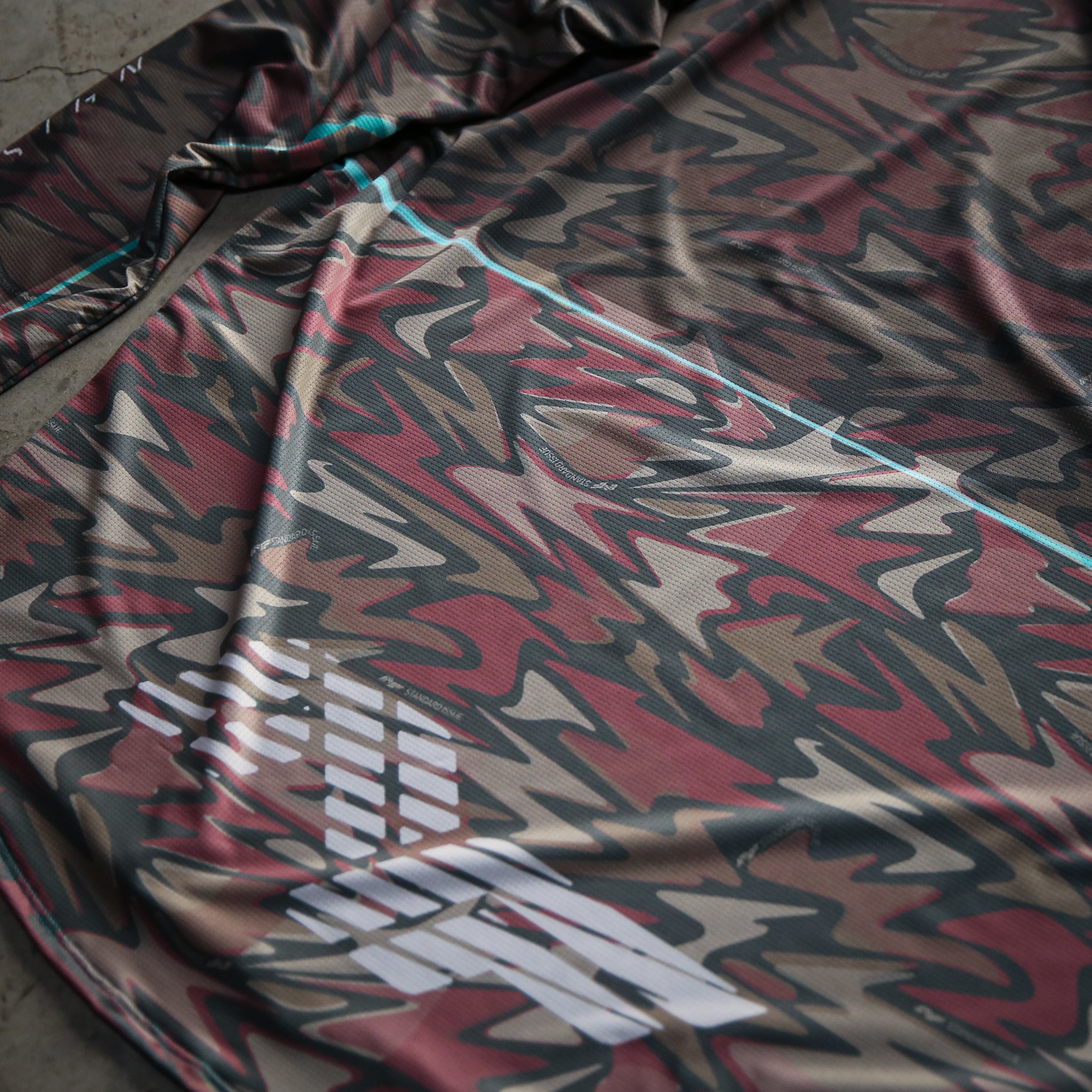 NF Quikstrike No. 51 - STANDARD ISSUE