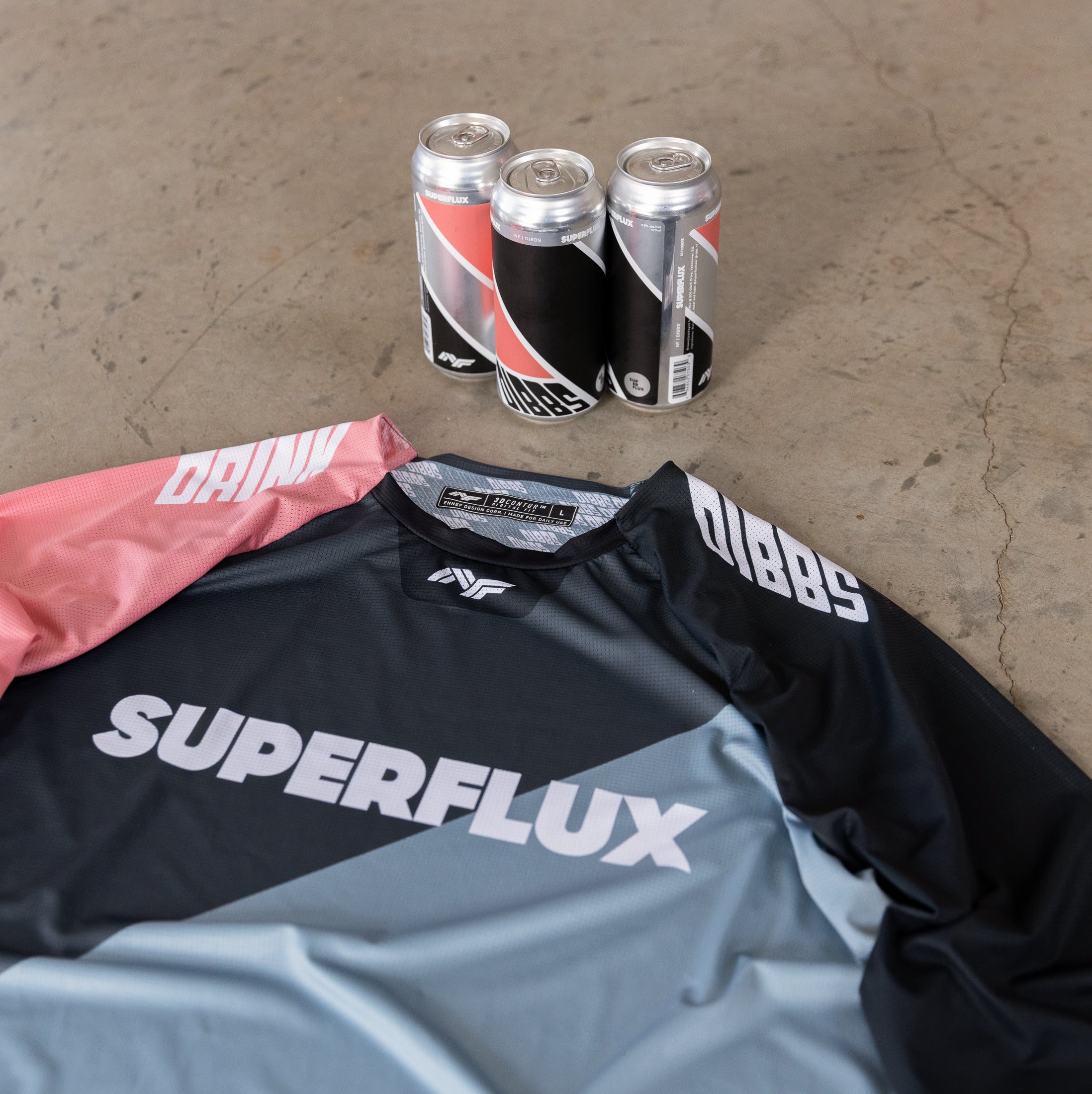 Quikstrike No. 70 - Superflux collab