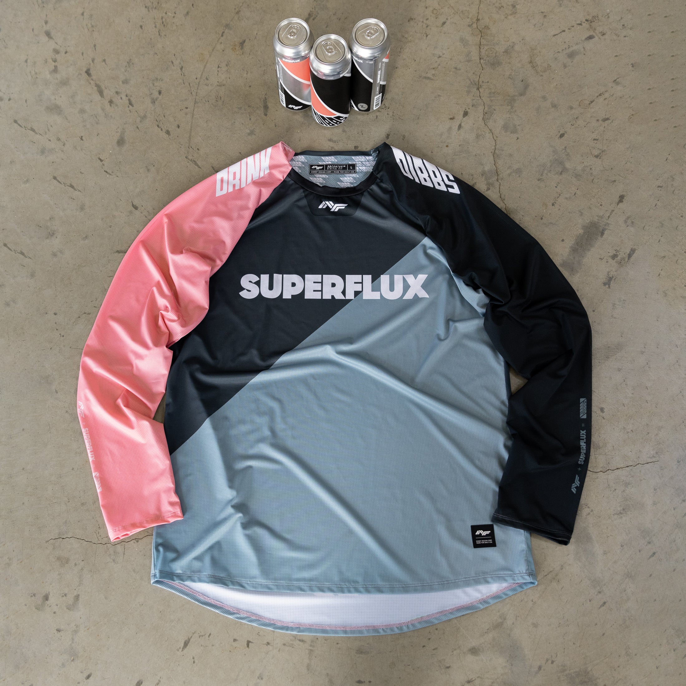 Quikstrike No. 70 - Superflux collab